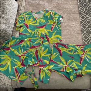 Old Navy Swimsuit 3 Piece